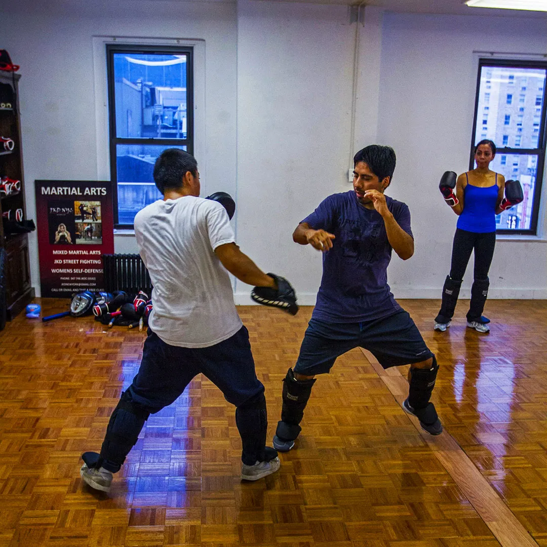 Ilustrasi Latihan Beladiri