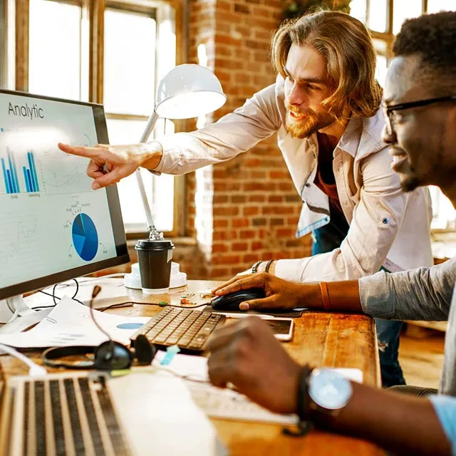 Ilustrasi Bekerja Dengan Data