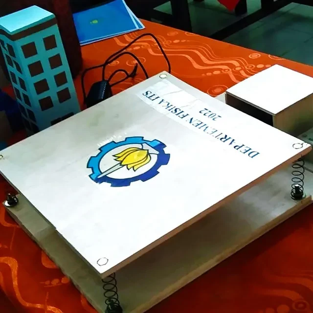 Ilustrasi Teknologi Informasi Kegempaan