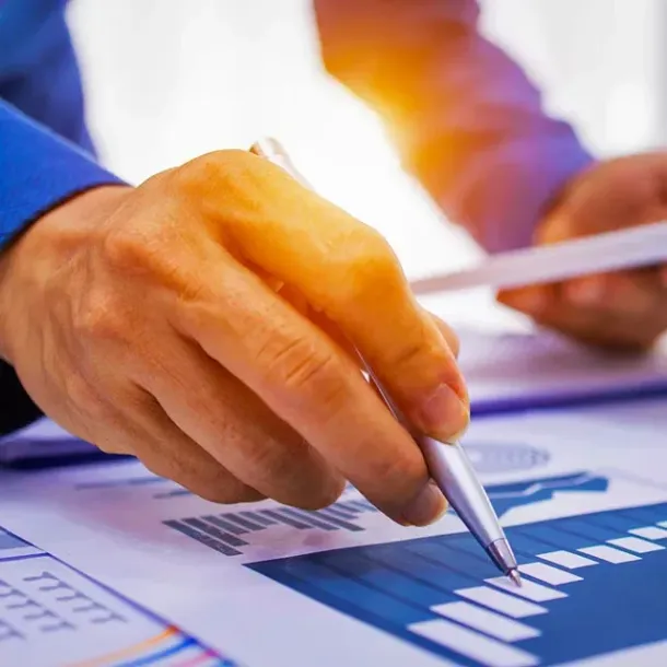 Ilustrasi Berbohong Dengan Data