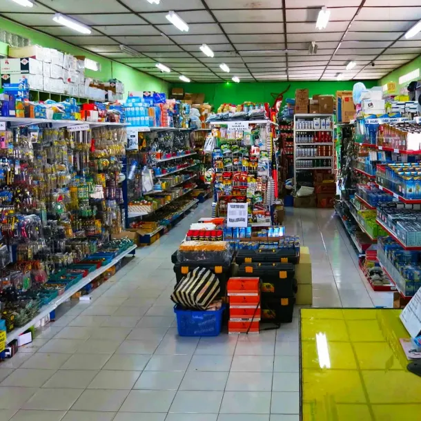 Ilustrasi Toko Perkakas