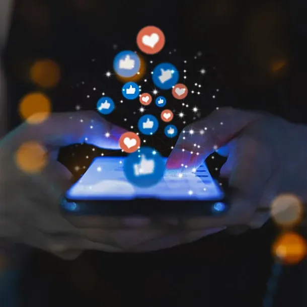 Ilustrasi Social Media Dilemma