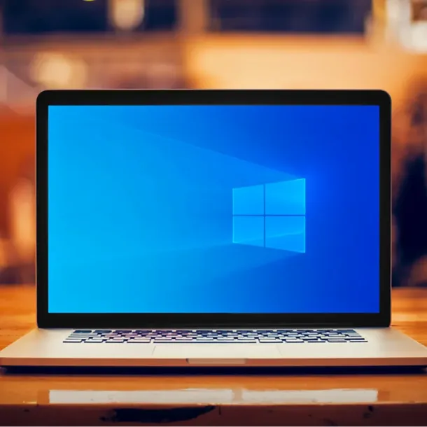Ilustrasi Laptop Windows 10